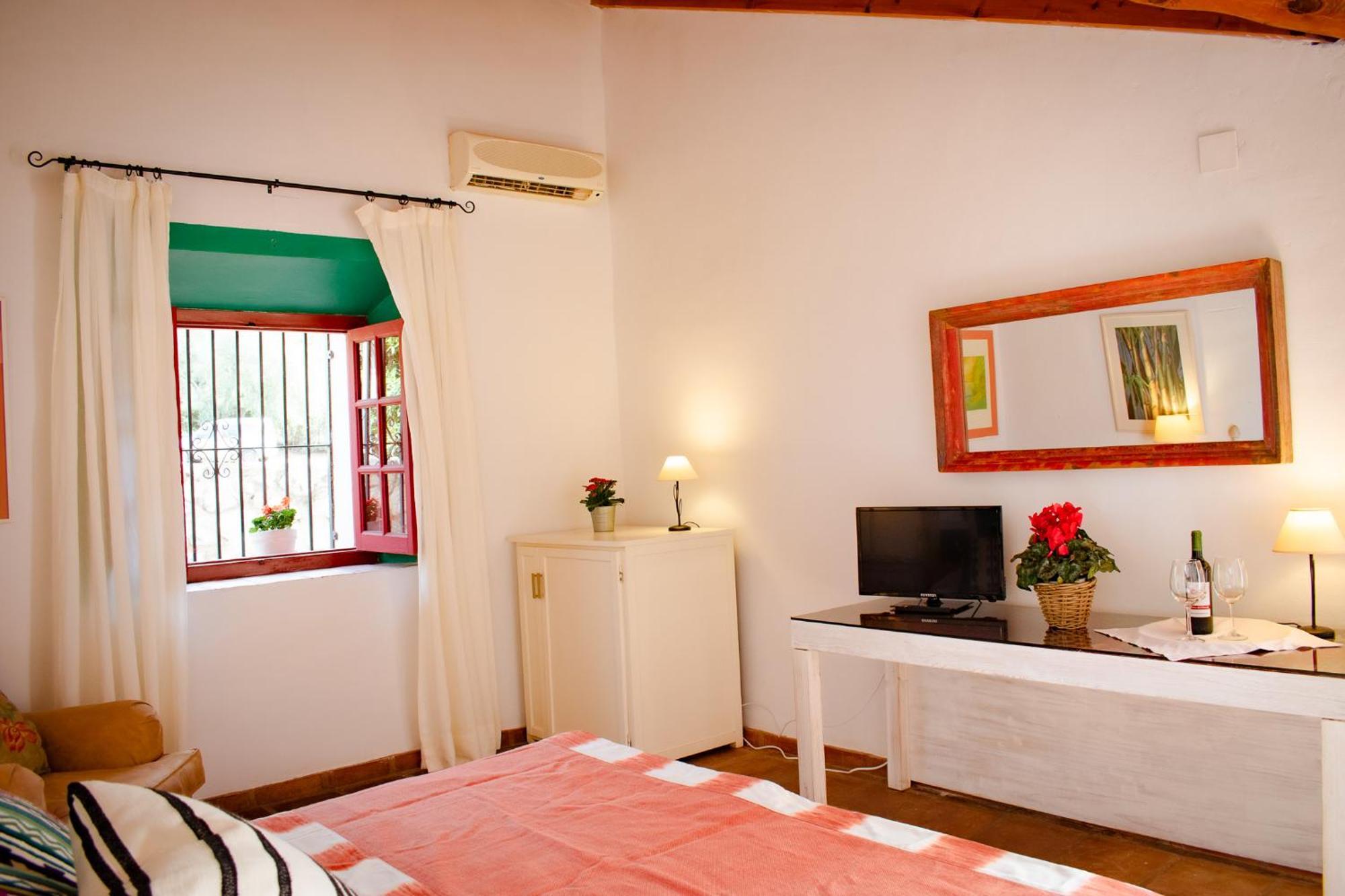 Hotel Cortijo Del Arte - Caminito Del Rey Pizarra Cameră foto